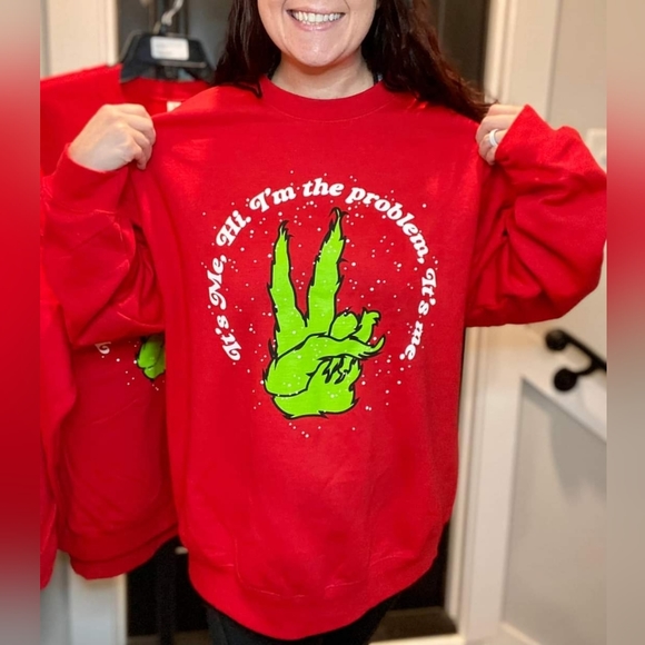 It’s me, Hi, I’m the problem, it’s me 💚Grinch Vibes Sweatshirt - Picture 2 of 2